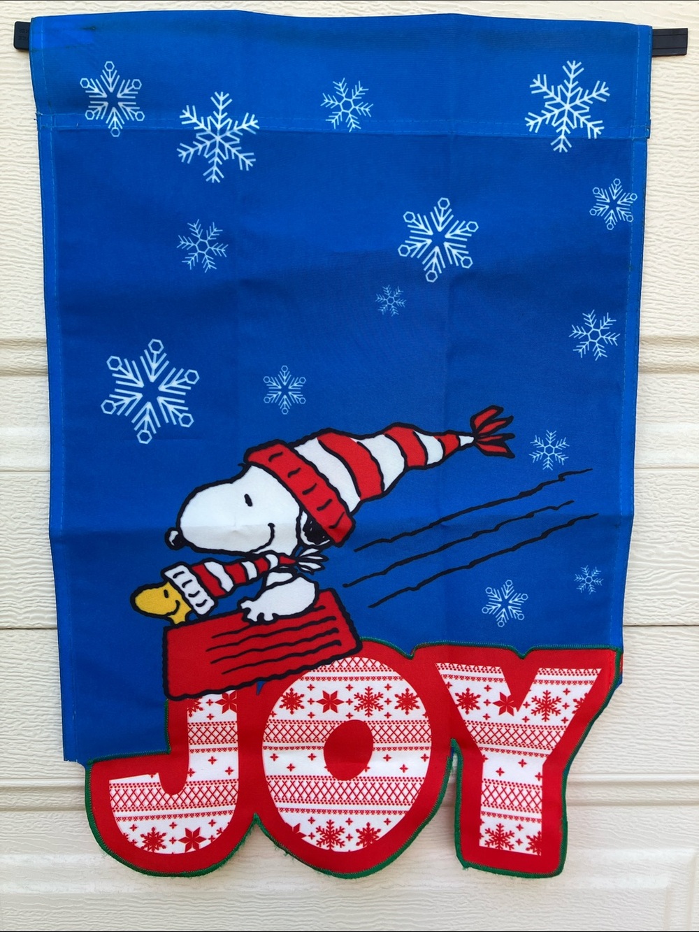 Small Peanuts Snoopy Joy Holiday Flag with Snowflakes and Stitching
